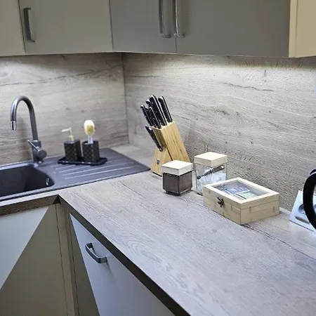Wisniowy Ogrod Z Garazem Appartement Kołobrzeg