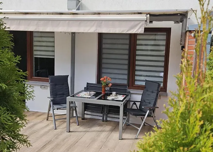 Wiśniowy Ogród Z Garażem Apartament *